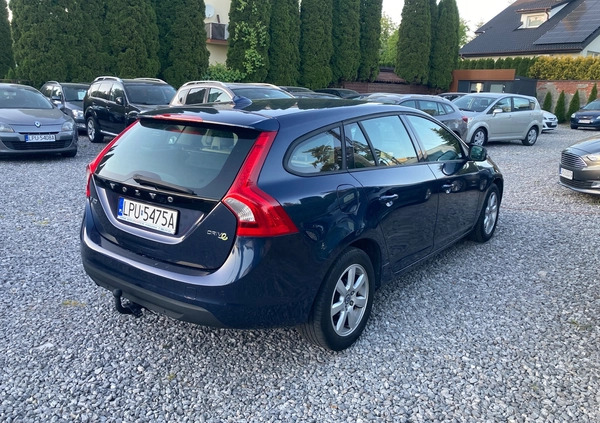 Volvo V60 cena 26900 przebieg: 250000, rok produkcji 2011 z Puławy małe 67